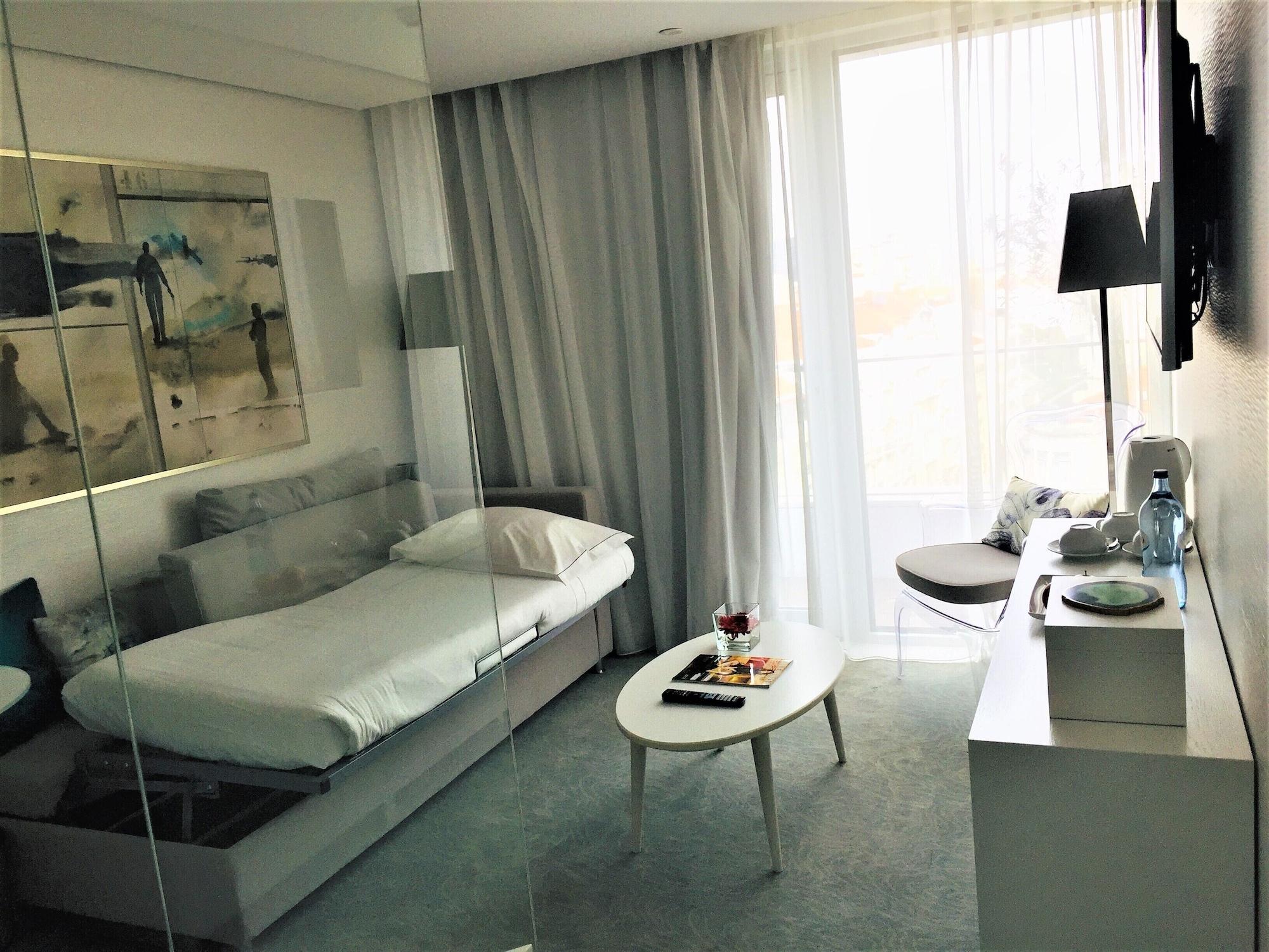 White 3* Lissabon